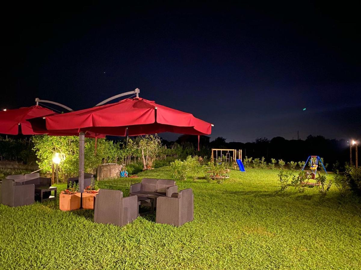 Agriturismo Calendiluna Luni Kültér fotó