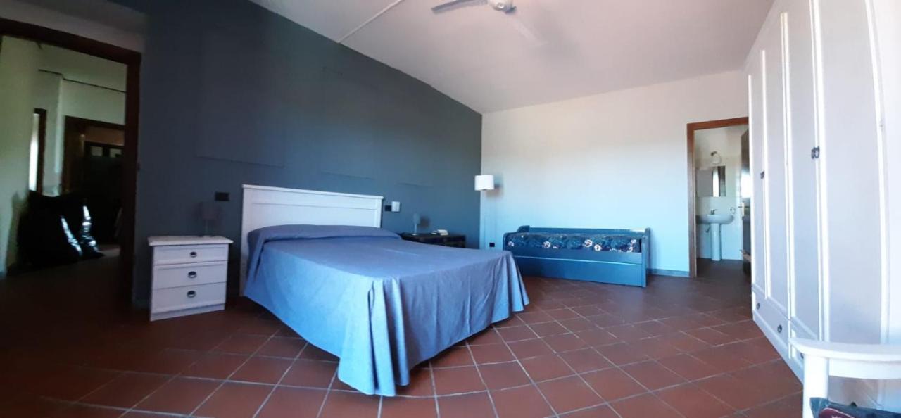 Agriturismo Calendiluna Luni Kültér fotó