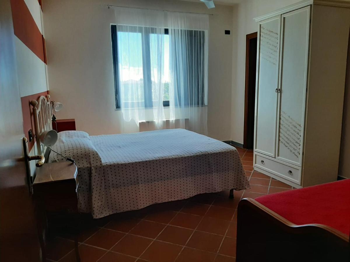 Agriturismo Calendiluna Luni Kültér fotó