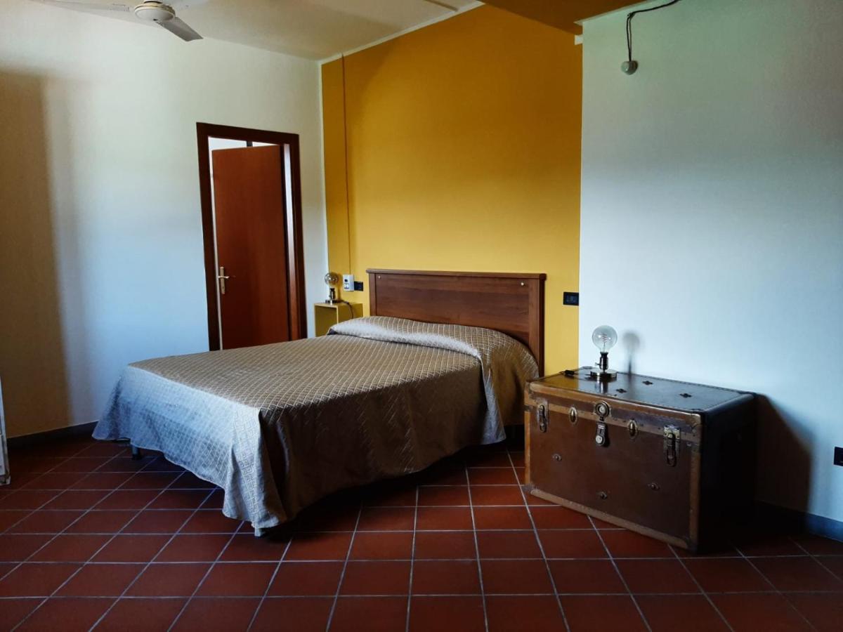Agriturismo Calendiluna Luni Kültér fotó
